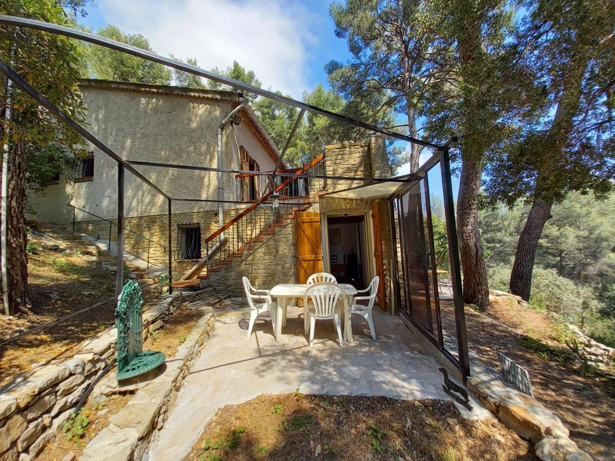 Les Pins Appartement Le Castellet  Buitenkant foto